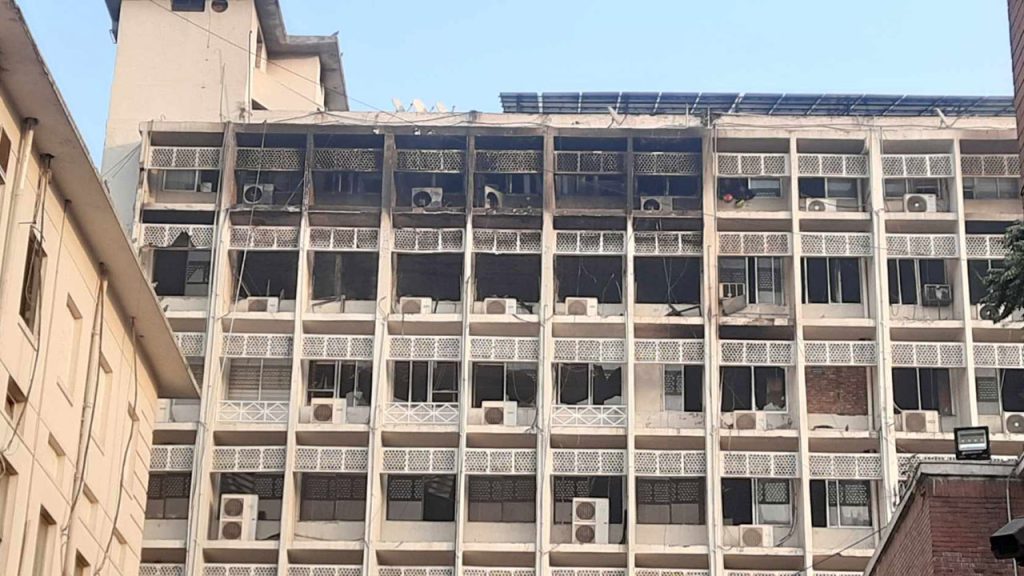 সচিবালয়ে আ*গুন অন্তর্বর্তী সরকারকে ব্যর্থ করার চক্রান্ত: ইউট্যাব