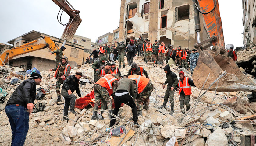 শিক্ষায় এমন অস্থিরতা ও বিপর্যয় কখনো দেখেনি বাংলাদেশ