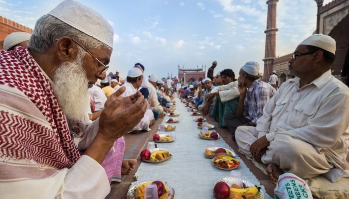 রোজা রেখেও ক্ষুধা ও তৃষ্ণার অনুভূতি এড়াবেন যেভাবে