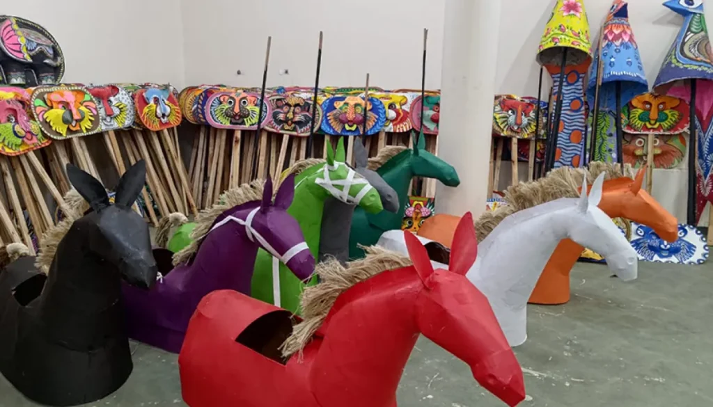 ছবিতে চারুকলার বর্ষবরণ প্রস্তুতি