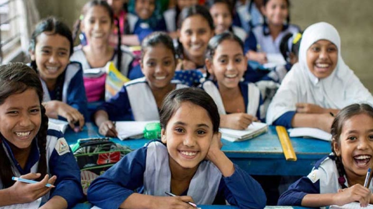 শিক্ষাপ্রতিষ্ঠানে কমবে ছুটি, বাড়বে কর্মঘণ্টা