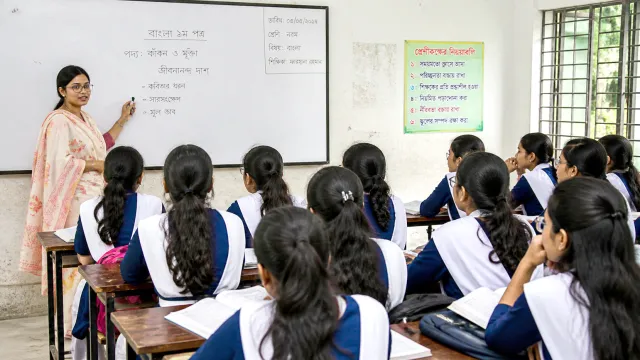এমপিওভুক্ত শিক্ষকদের পে-স্কেল ও জাতীয়করণসহ ১০ দাবিতে কর্মসূচি ঘোষণা